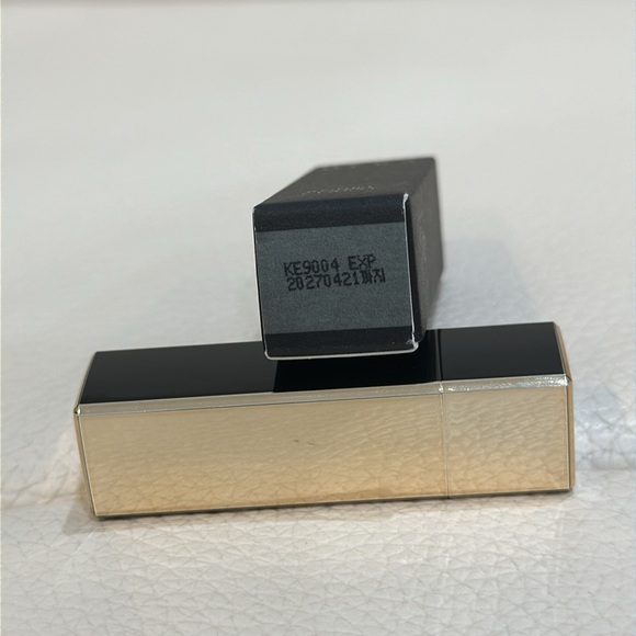 NIB HERA ROUGE CLASSY Travel Size - Picture 4 of 7